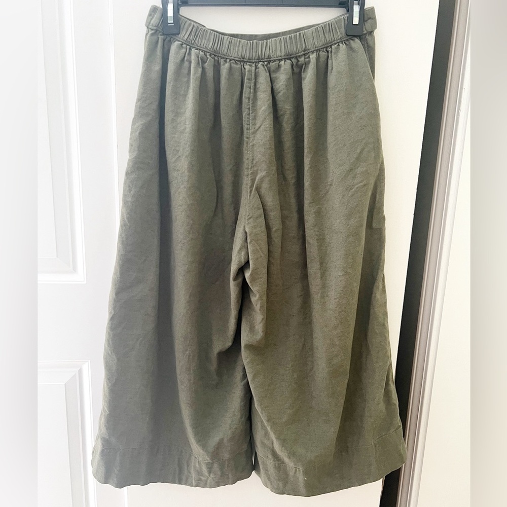 American Eagle - Olive Culotte Pants - Women's Medium - Picture 4 of 6
